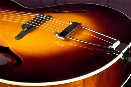 The Loar LH-700-VS Archtop Guitar - Vintage Sunburst- Image 1