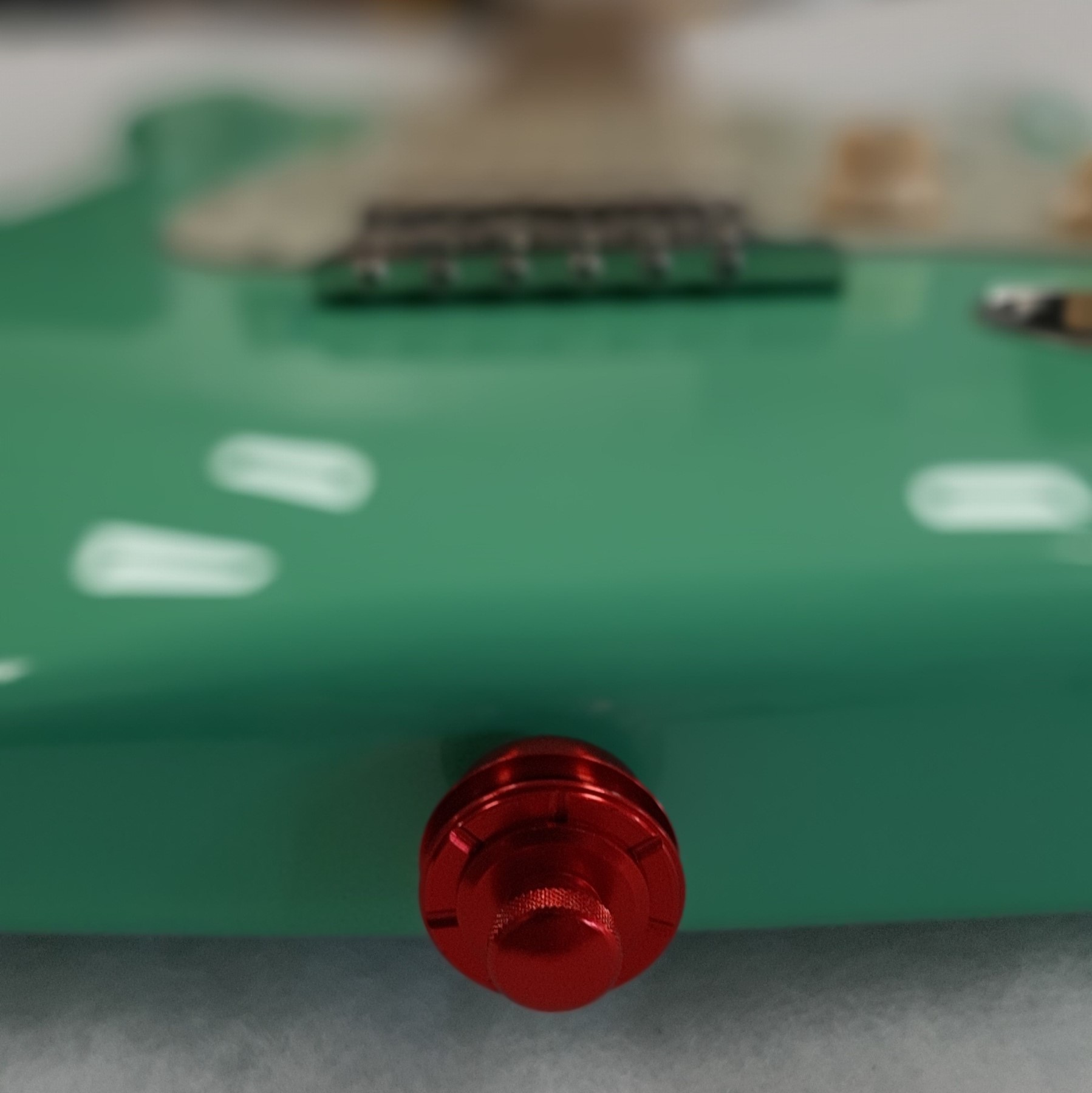 Hennessey Guitar / Bass Universal Strap Locks, Metallic Red