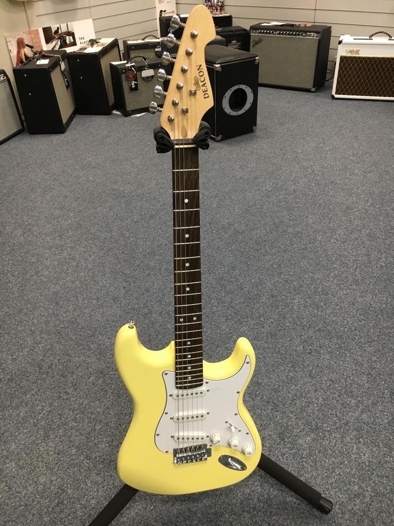 HW Audio Deacon D3SC Electric Guitar Vintage White