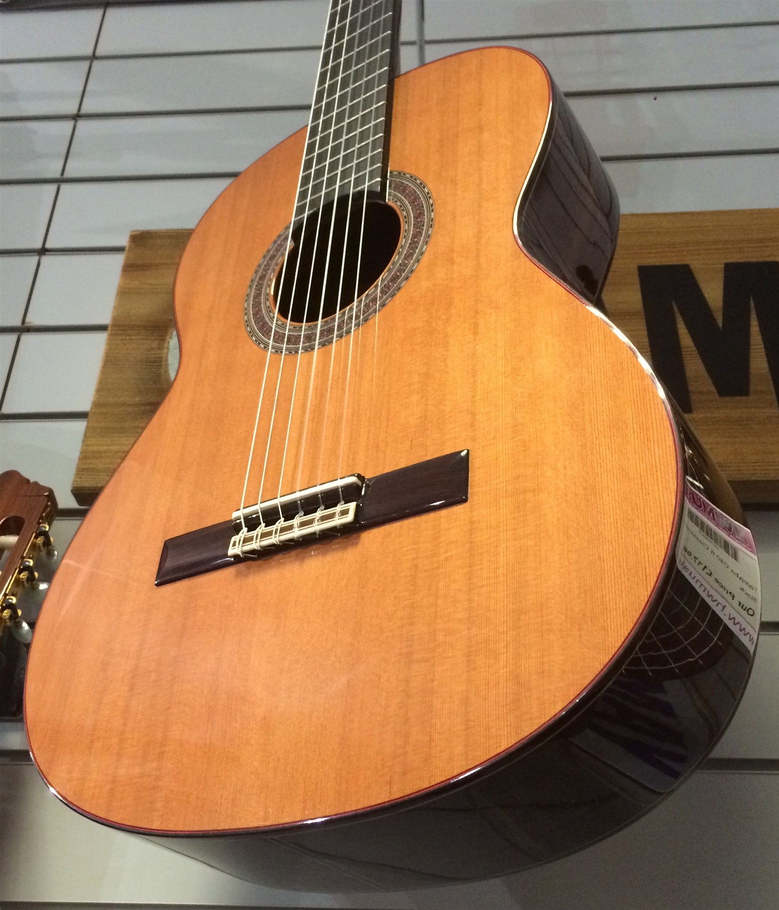 Perez 640 Classical Guitar, Cedar