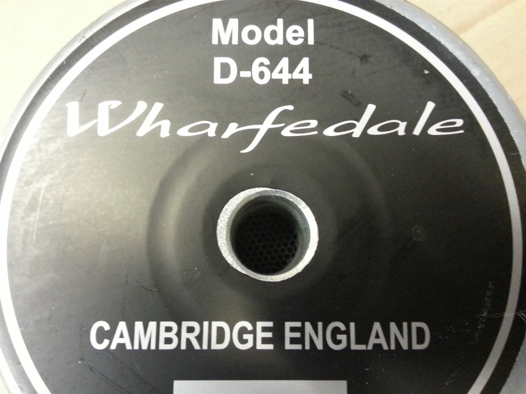 Wharfedale d top