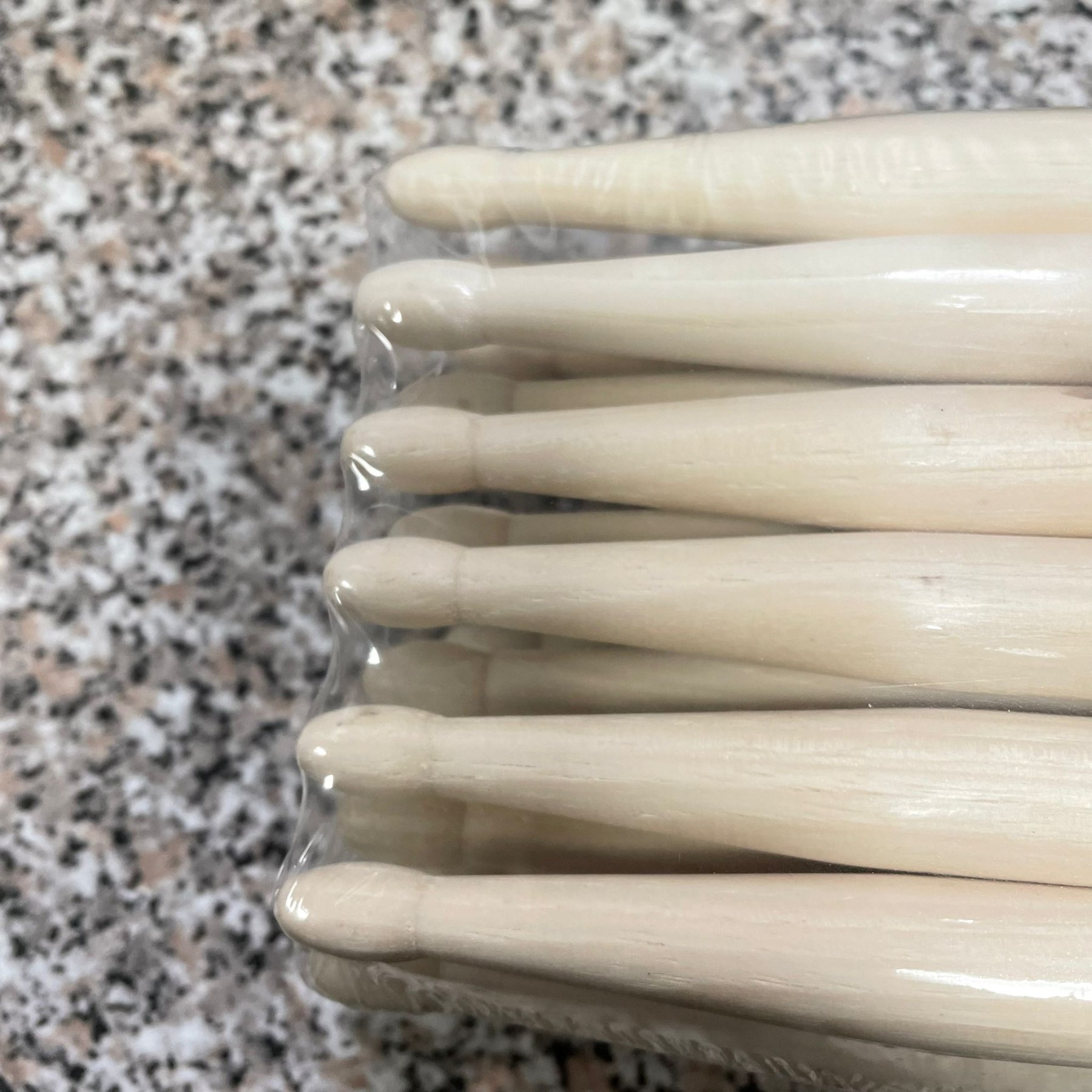 On Stage Drumfire 2b American Hickory Wood Tip Ahw2b, Brick Of 12 Pairs