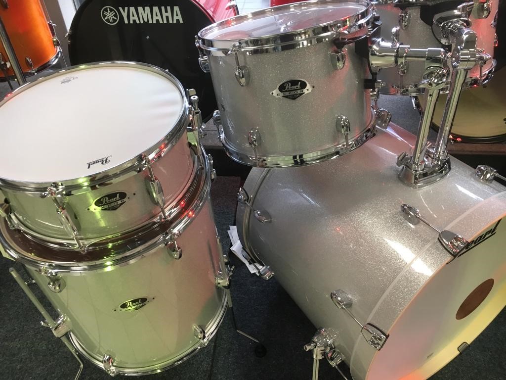 Pearl Export 22" 5 Piece Rock Drum Kit Arctic Sparkle