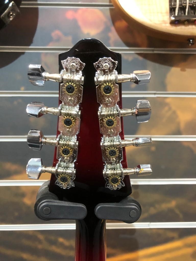 Chord Mandolin CTM28, Cherry Burst