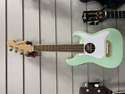 Fender Fullerton Strat Ukulele, Surf Green