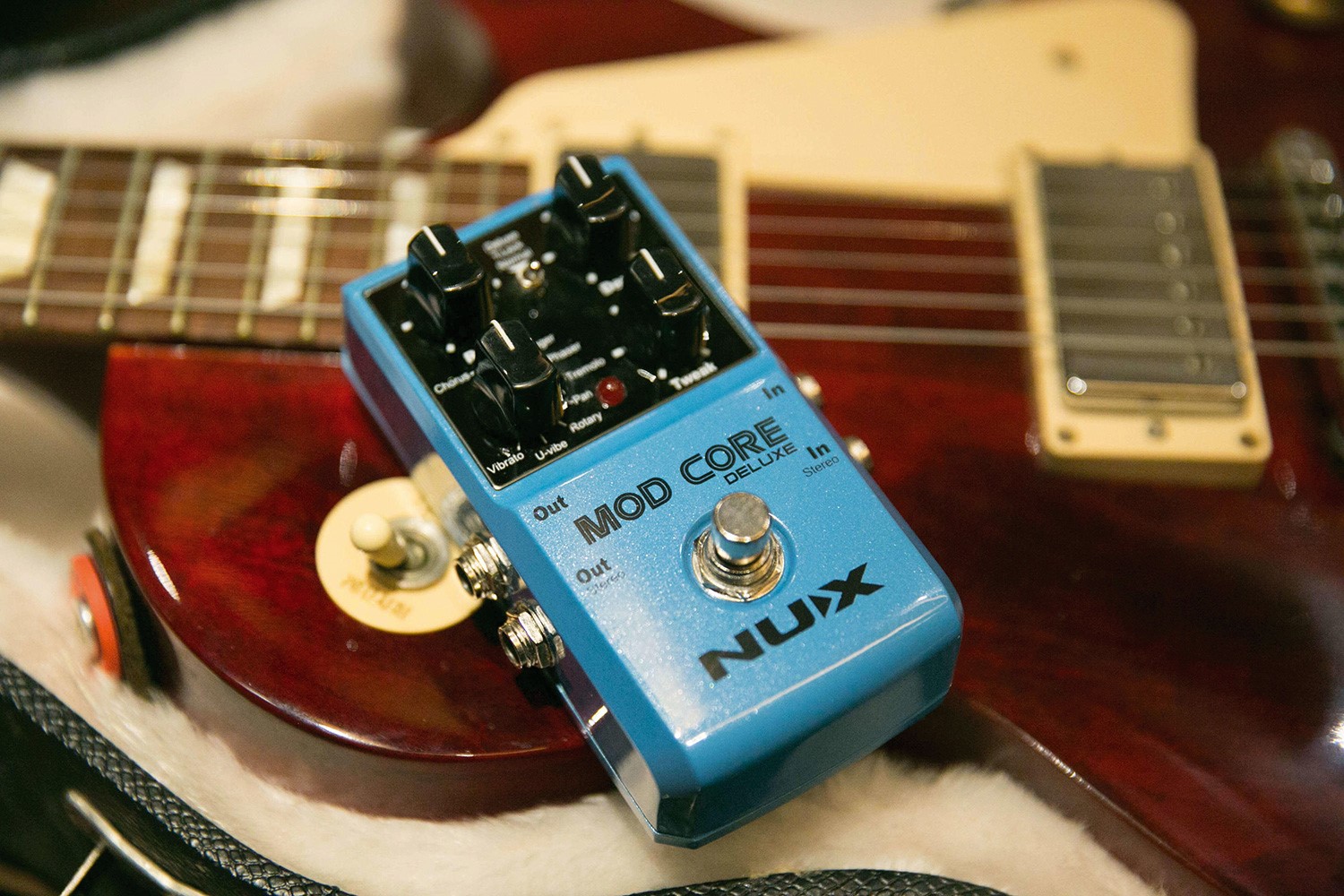 Nux Mod Core Deluxe Guitar Effect Pedal