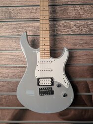 Yamaha Pacifica Electric Guitar 112V, Grey, Maple
