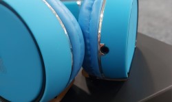 Av:link Multimedia Headphones With In-Line Microphone PH10-BLU (100.533UK)