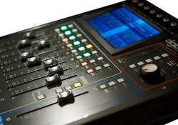 Studiomaster Digilive 16 Ch Digital Mixing Desk, With Motorised Faders