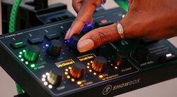 Mackie Showbox Battery All In One Live Performance Rig With Pull Out Mixer, Black