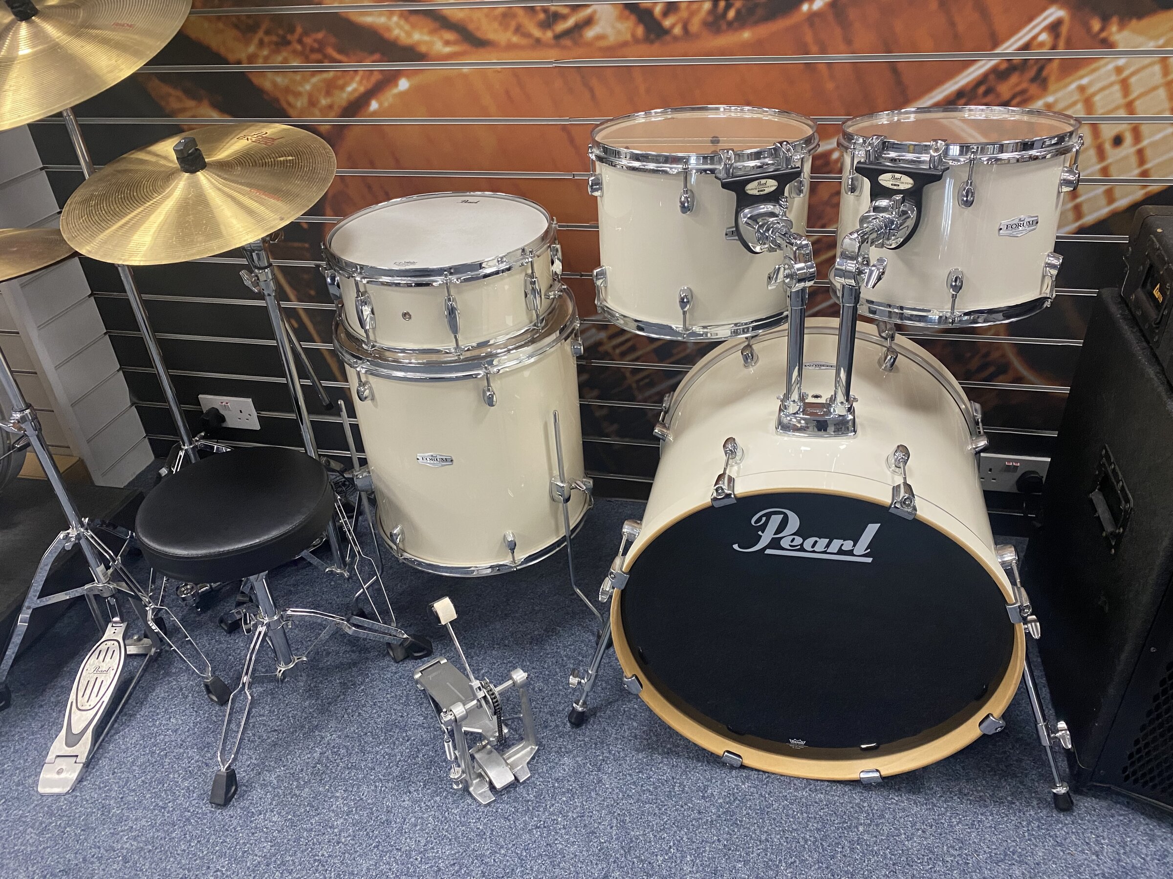Used pearl forum series drum set clearance