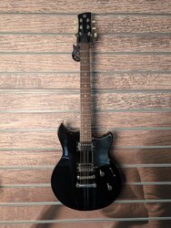 Yamaha RSE 20 Revstar Electric Guitar, Black
