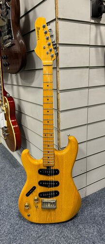 Ibanez Early 80s Blazer L/H - Used, Natural