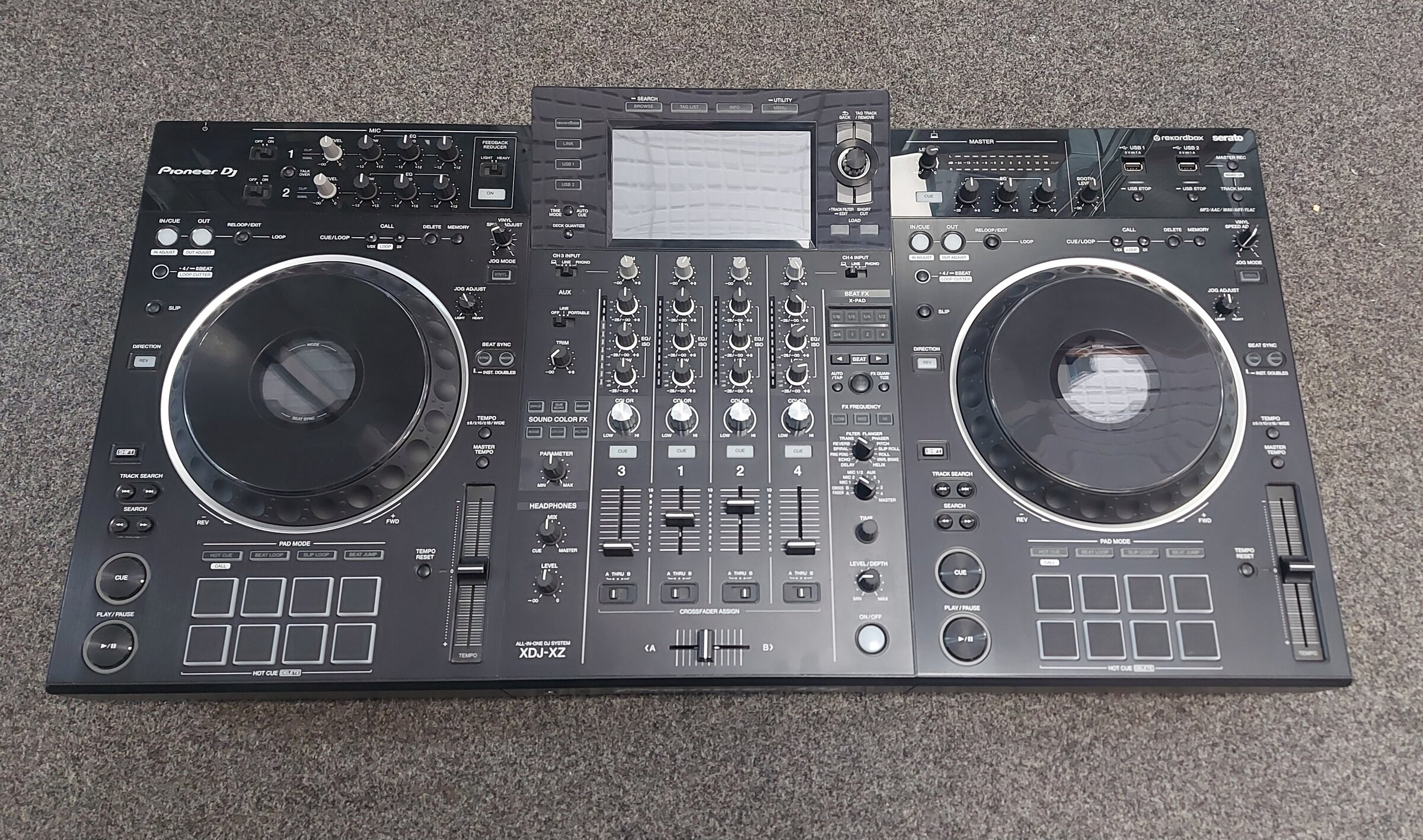 HW Audio:. Pioneer XDJ-XZ Professional All-in-one DJ System - Used
