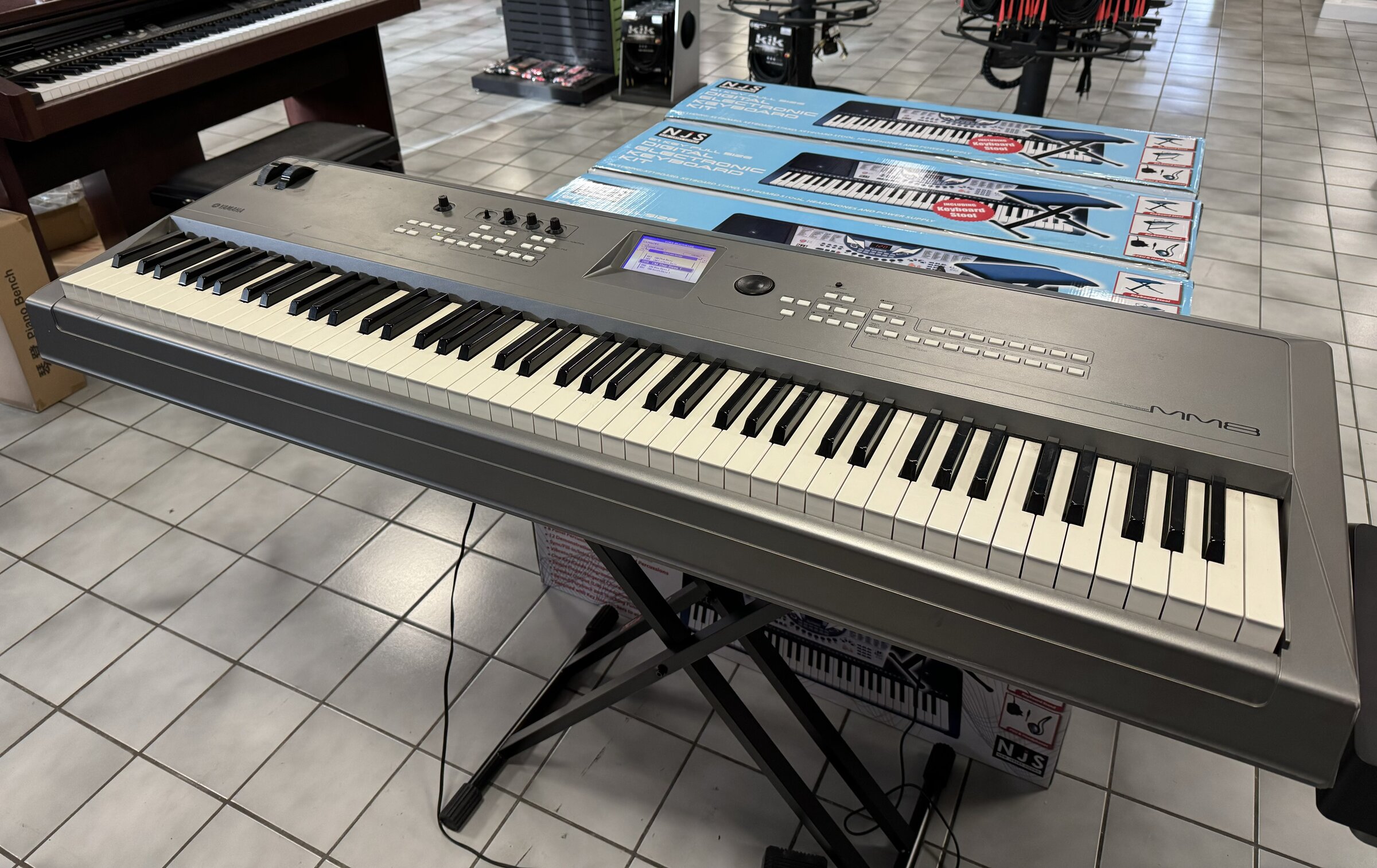 Yamaha mm8 synthesizer 2025