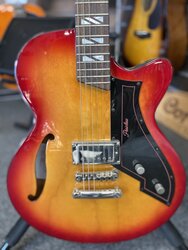Peerless P1 with Case - Used, Sunburst