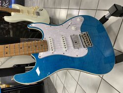 Jet JS-450 Electric Guitar, Ocean Blue Flamed Top