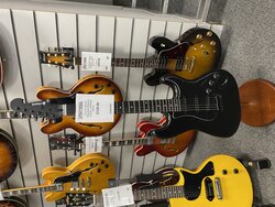 Chord CAL63 Standard Electric Guitar