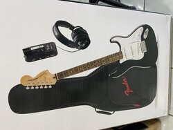Fender Squier Affinty Strat Pack Micro, Black