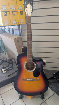 Fender FA-125Ce Sunburst - Used