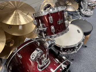 Mapex Tornado 5 Piece Drum Kit with Cymbals - Used, Red